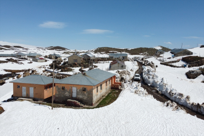 Karla kaplı köylerde çetin geçen kışın etkileri sürüyor