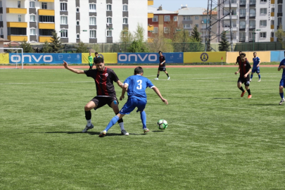 Ağrı'da "Kredi ve Yurtlar Spor Oyunları" başladı