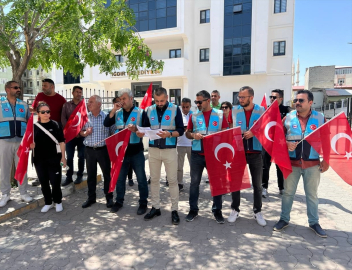 Iğdır&#039;da Memur-Sen üyeleri, belediyede görevden almalara tepki gösterdi