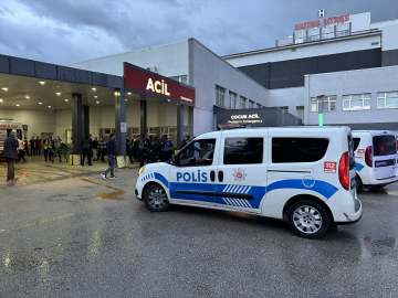 Erzurum&#039;da sağlıkçılar ile polislere saldırdıkları iddiasıyla 3 kişi gözaltına alındı