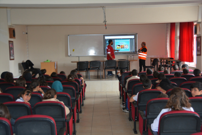 Tatvan'da hayvan sevgisi konulu seminer düzenlendi