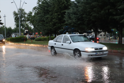 Malatya'da sağanak etkili oluyor