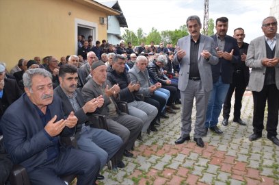 Muş&#039;ta aralarında husumet bulunan aileler barıştırıldı