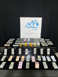 Hakkari&#039;de 4 kilogram kaçak altın ele geçirildi