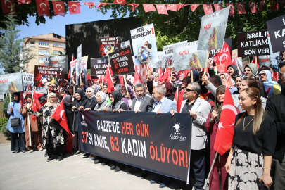 Deprem bölgesinde İsrail&#039;in Gazze&#039;deki saldırıları protesto edildi