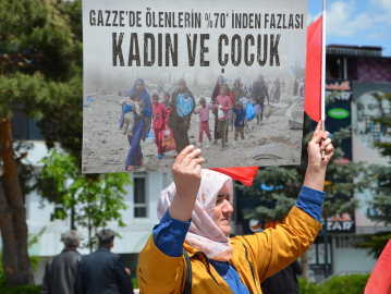 Doğu Anadolu&#039;da AK Parti&#039;li kadınlar Filistinli anneler için toplandı