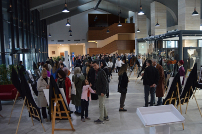 Erzurum Müzesinde 1923-1929 yıllarında yaşamış kişilerin tapu portreleri sergi oldu