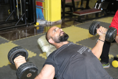 Kaza sonrası sporla hayata tutundu, 1 yılda engelleri aşıp Avrupa 4&#039;üncüsü oldu