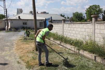 Valiliğin kurduğu ekip, Iğdır&#039;ın köylerini güzelleştiriyor