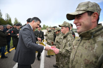 Erzurum&#039;da engelliler bir günlük temsili askerlik yaptı