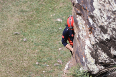 AFAD "100 bin arama kurtarma personeli" hedefiyle Kars&#039;ta gönüllü yetiştiriyor