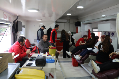 Narman'da öğrenciler Kızılay'a kan bağışında bulundu