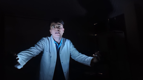 Bitlisli öğrenciler tiyatro yarışmasında Türkiye birincisi oldu