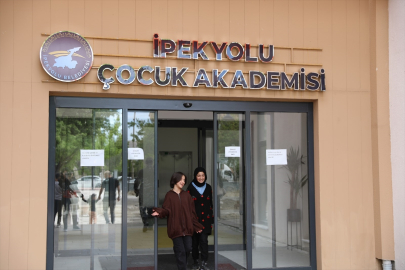 Van'da kurulan Çocuk Akademisi faaliyetlerini sürdürüyor