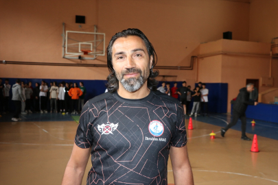 Erzurum&#039;da gönüllü öğretmenler hafta sonu kurslarıyla çocuklara spor aşılıyor