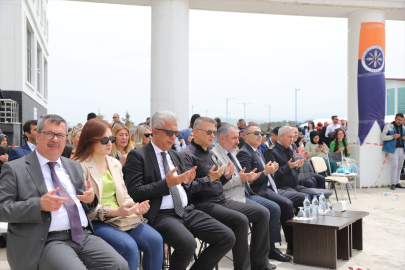Ardahan Üniversitesinde, mezun olan öğrenciler Filistinliler için dua etti