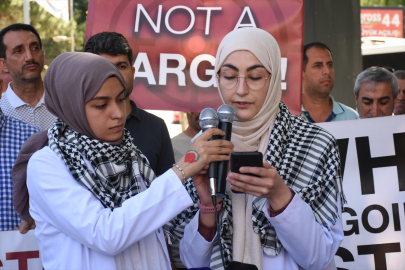 Malatya&#039;da sağlık çalışanları İsrail&#039;in Filistin&#039;e yönelik saldırılarını protesto etti