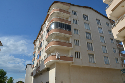 Muş&#039;ta yedinci kattan düşen 2 yaşındaki çocuk hayatını kaybetti