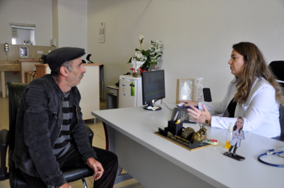 Çankırılı doktor, Çukurca&#039;da hastalarının sağlığına kavuşması için çaba gösteriyor