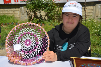 Muş'ta özel öğrencilerin yaptığı ürünler sergilendi