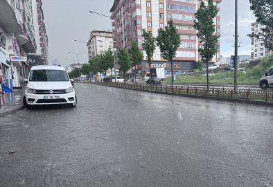 Erzurum&#039;da sağanak etkili oldu