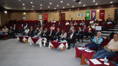 Iğdır'da 3 ülkeden 30 bilim insanının katılımıyla Nuh'un Gemisi konferansı düzenlendi
