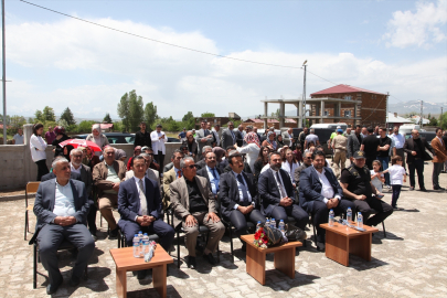 Şehit Uzman Çavuş Ardıç, Ahlat'taki kabri başında anıldı