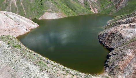 Erzurum Büyükşehir Belediyesinin yaptığı 700&#039;ü aşkın gölet çiftçiye kolaylık sağlıyor