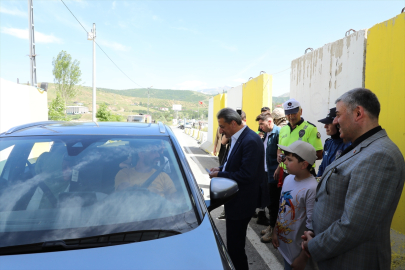 Bitlis Valisi Karaömeroğlu, yol kontrol noktalarını ziyaret etti