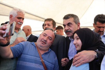 Milli Eğitim Bakanı Tekin, Erzurum'da partisinin bayramlaşma programında konuştu: