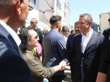 CHP Genel Başkanı Özel, Malatya&#039;nın Doğanşehir ilçesinde konuştu: