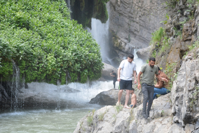 Hakkari'nin doğal güzellikleri ziyaretçilerin ilgisini çekiyor