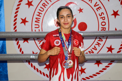 Ağrılı Sibel, zayıflamak için başladığı muaythaide 4 yılda dünya ikincisi oldu
