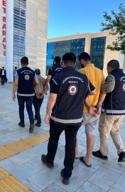 Elazığ&#039;da göçmen kaçakçılığı yaptıkları gerekçesiyle yakalanan 2 şüpheli tutuklandı