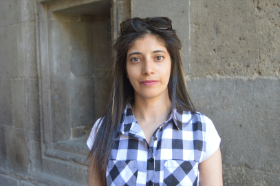 Erzurum&#039;da psikiyatrik tedavi görürken atıktan yaptığı süs eşyalarıyla sergi açtı