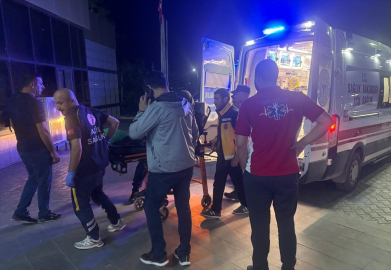 GÜNCELLEME - Botla açıldıkları Van Gölü&#039;nde kaybolan 4 kişi kurtarıldı