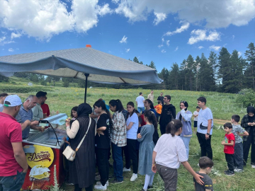 Sıcaktan bunalanlar Dumanlı Tabiat Parkı&#039;nın serinliğinde doğayla buluşuyor