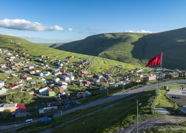 Ardahan&#039;da "Atatürk silüeti"nin oluşumu görüntülendi