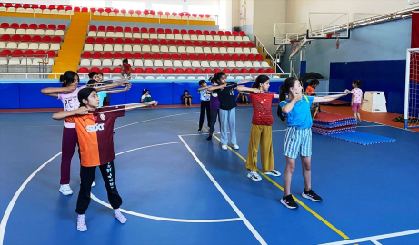 Keban&#039;da yaz spor okulları başladı