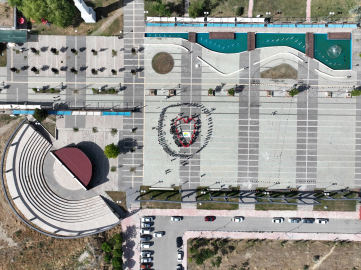 Van&#039;da akademisyenler ve üniversite öğrencileri İsrail&#039;in Filistin&#039;e yönelik saldırılarını kınadı