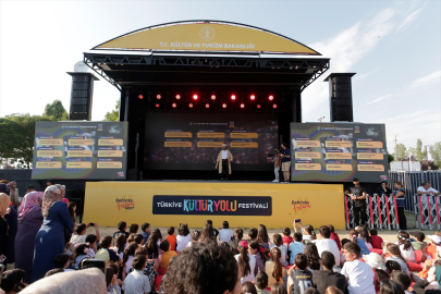 "Van Kültür Yolu Festivali" beşinci gününde etkinliklerle devam etti