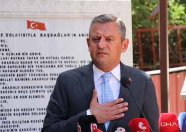 CHP Genel Başkanı Özgür Özel, Başbağlar'daki anma töreninde konuştu: