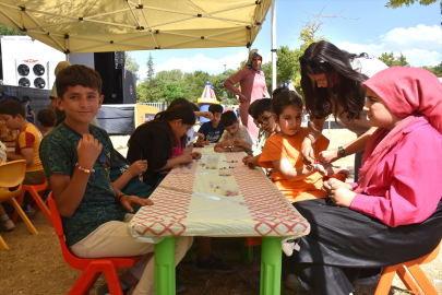 Çocuklar Van Kültür Yolu Festivali&#039;nde eğlenceli vakit geçiriyor