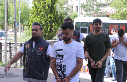 Erzurum merkezli dolandırıcılık operasyonunda 9 zanlı gözaltına alındı