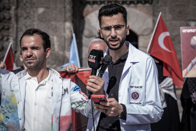 Erzurum&#039;da sağlık çalışanları Gazze için "sessiz yürüyüş" yaptı