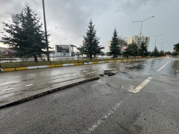 Erzurum&#039;da sağanak hayatı olumsuz etkiledi