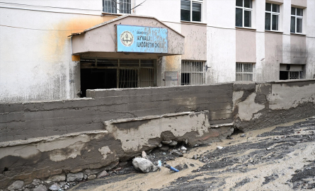 Erzurum Valisi Mustafa Çiftçi, Oltu ilçesinde selden etkilenen alanları inceledi: