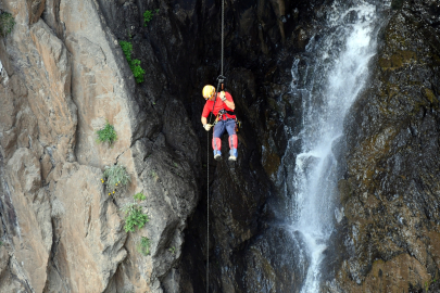 Kars&#039;taki Sarıkamış Keklik Vadisi dağcıların yeni rotası oldu