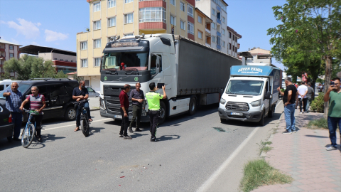 Iğdır&#039;daki zincirleme kazada 6 araç hasar gördü