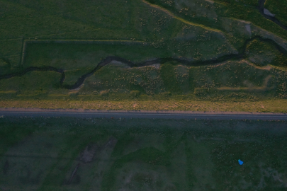 Açık arazide yıldırımdan korunmak için "Parmak uçlarında durarak çömelin" uyarısı